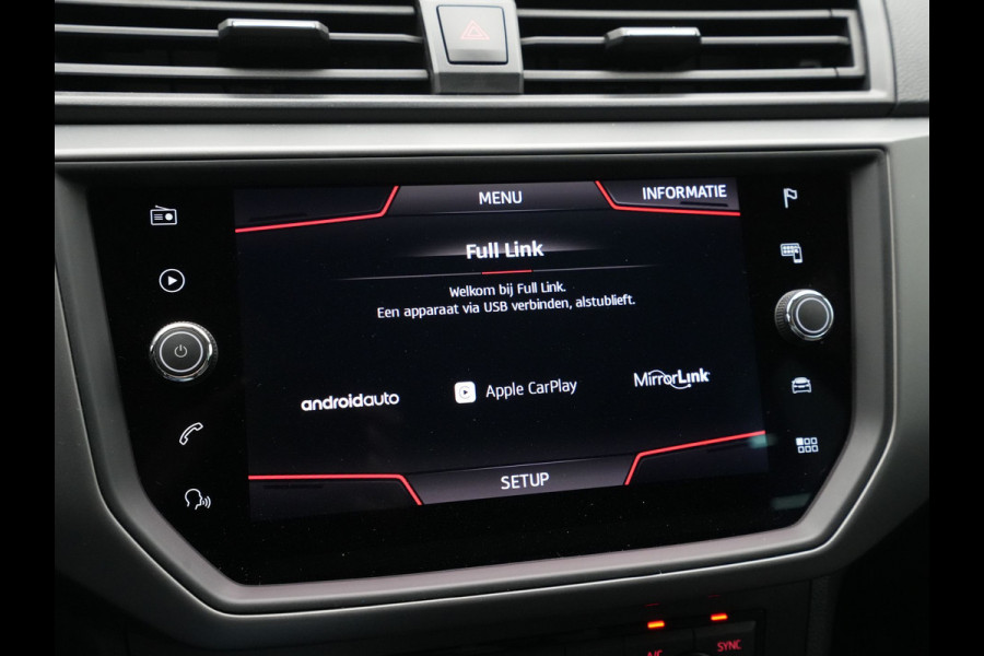 Seat Ibiza 1.0 TSI 95pk Style Business Intense Clima Navigatie Privacyglas Carplay Camera 17" velgen 321