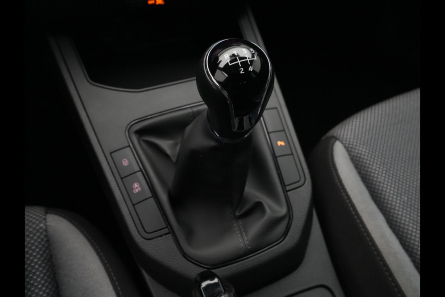 Seat Ibiza 1.0 TSI 95pk Style Business Intense Clima Navigatie Privacyglas Carplay Camera 17" velgen 321
