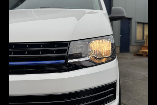 Volkswagen Transporter 2.0 TDI L2H1 Trendline DUBBEL CABINE / AIRCO / LEER / VERLAAGD / SPOILERS