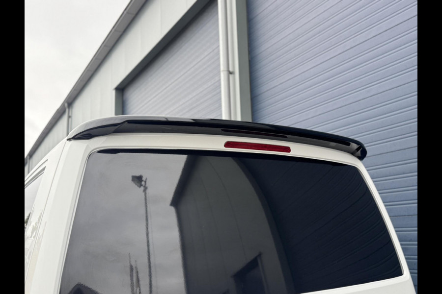 Volkswagen Transporter 2.0 TDI L2H1 Trendline DUBBEL CABINE / AIRCO / LEER / VERLAAGD / SPOILERS