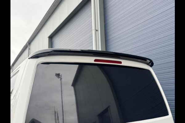 Volkswagen Transporter 2.0 TDI L2H1 Trendline DUBBEL CABINE / AIRCO / LEER / VERLAAGD / SPOILERS