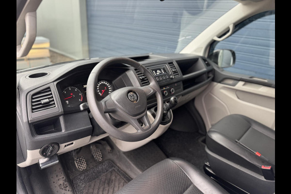 Volkswagen Transporter 2.0 TDI L2H1 Trendline DUBBEL CABINE / AIRCO / LEER / VERLAAGD / SPOILERS