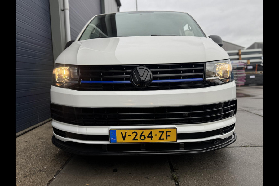 Volkswagen Transporter 2.0 TDI L2H1 Trendline DUBBEL CABINE / AIRCO / LEER / VERLAAGD / SPOILERS