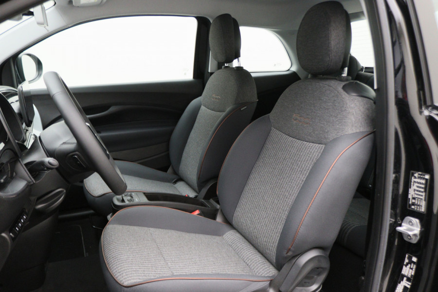Fiat 500 Icon 42 kWh Virtual Cockpit, Apple Carplay, Cruise, Lane Assist, DAB, 16"
