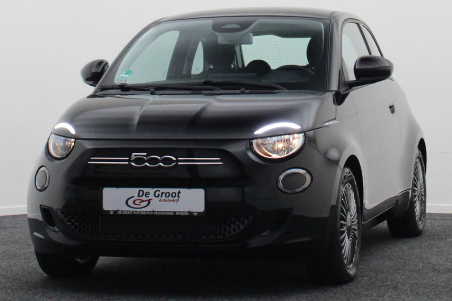 Fiat 500 Icon 42 kWh Virtual Cockpit, Apple Carplay, Cruise, Lane Assist, DAB, 16"