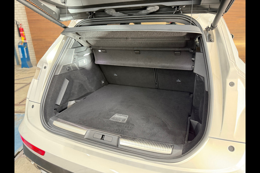 DS 7 Crossback E-Tense 4x4 So Chic | Leder | Pano | massagestoelen | Alle opties !! | NL auto