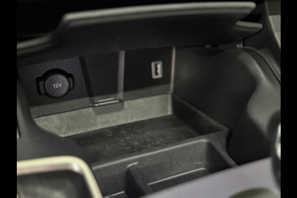 DS 7 Crossback E-Tense 4x4 So Chic | Leder | Pano | massagestoelen | Alle opties !! | NL auto