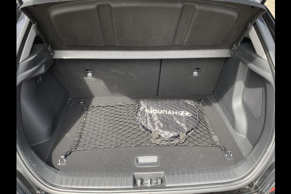 Hyundai Kona EV Fashion 64 kWh VAN: 29.900,- VOOR: 26.440,- UW HERFSTVOORDEEL: 3.460,- VOLLEDIGE FABR. GARANTIE t/m 03-2028 | KEYLESS ENTRY | CAMERA | STOELVERWARMING | WARMTEPOMP | 3 fase LADEN