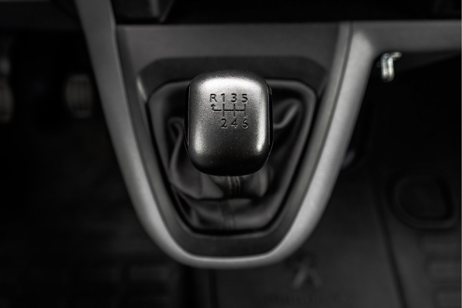 Peugeot Expert **2.0 | L3H1 | 6-Zits | LED | Camera | Cruise | Airco | PDC | Euro 6**