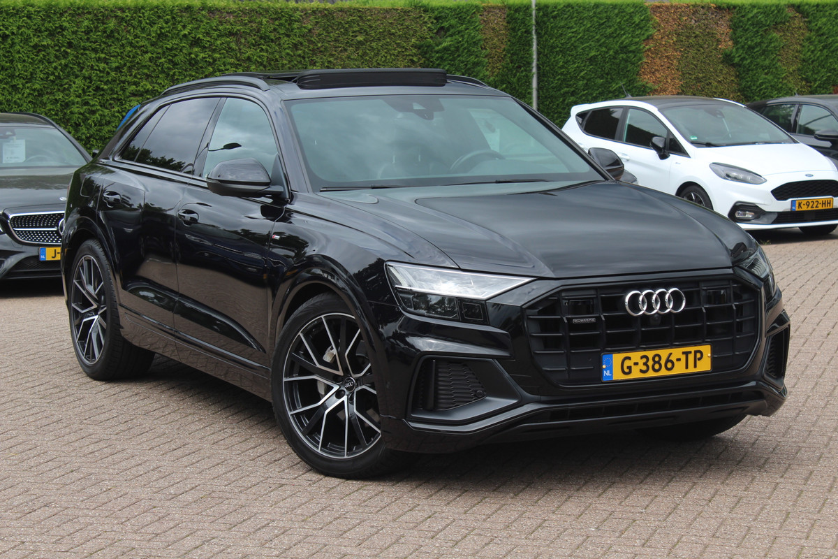 Audi Q8 50 TDI quattro Pro Line S / Trekhaak / Panoramadak / 360Camera / 22'' / Luchtvering / B&O / Softclose / Sfeerverlichting / Dodehoek / Stoelverwarming / DAB / ACC