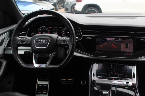 Audi Q8 50 TDI quattro Pro Line S / Trekhaak / Panoramadak / 360Camera / 22'' / Luchtvering / B&O / Softclose / Sfeerverlichting / Dodehoek / Stoelverwarming / DAB / ACC