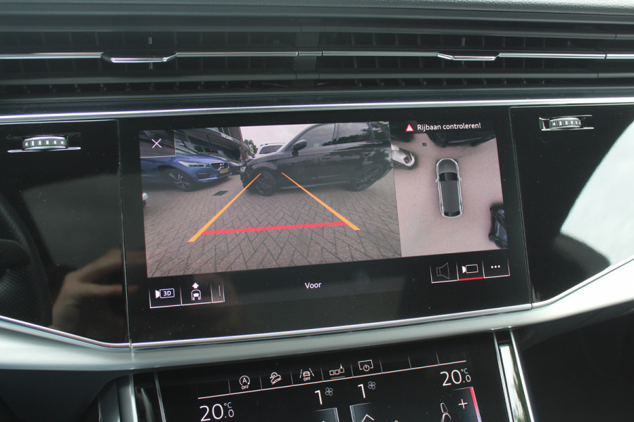 Audi Q8 50 TDI quattro Pro Line S / Trekhaak / Panoramadak / 360Camera / 22'' / Luchtvering / B&O / Softclose / Sfeerverlichting / Dodehoek / Stoelverwarming / DAB / ACC