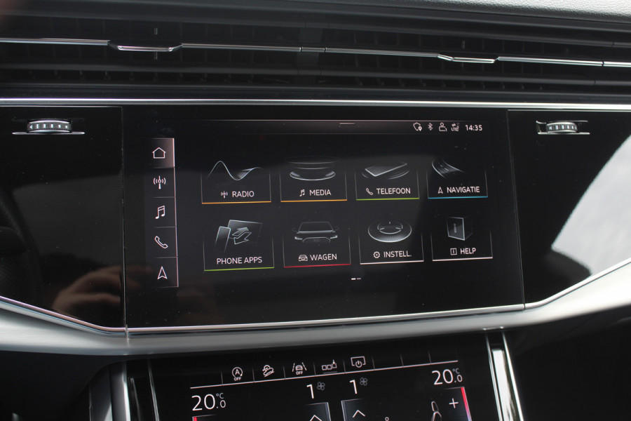 Audi Q8 50 TDI quattro Pro Line S / Trekhaak / Panoramadak / 360Camera / 22'' / Luchtvering / B&O / Softclose / Sfeerverlichting / Dodehoek / Stoelverwarming / DAB / ACC