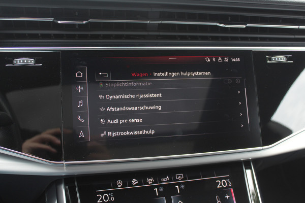 Audi Q8 50 TDI quattro Pro Line S / Trekhaak / Panoramadak / 360Camera / 22'' / Luchtvering / B&O / Softclose / Sfeerverlichting / Dodehoek / Stoelverwarming / DAB / ACC