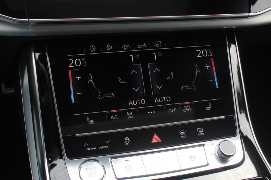 Audi Q8 50 TDI quattro Pro Line S / Trekhaak / Panoramadak / 360Camera / 22'' / Luchtvering / B&O / Softclose / Sfeerverlichting / Dodehoek / Stoelverwarming / DAB / ACC