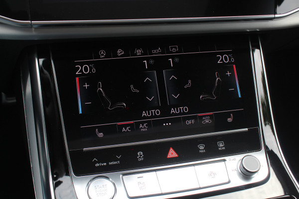 Audi Q8 50 TDI quattro Pro Line S / Trekhaak / Panoramadak / 360Camera / 22'' / Luchtvering / B&O / Softclose / Sfeerverlichting / Dodehoek / Stoelverwarming / DAB / ACC