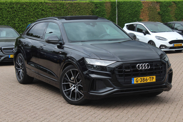 Audi Q8 50 TDI quattro Pro Line S / Trekhaak / Panoramadak / 360Camera / 22'' / Luchtvering / B&O / Softclose / Sfeerverlichting / Dodehoek / Stoelverwarming / DAB / ACC