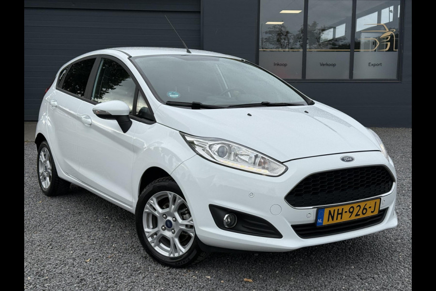 Ford Fiesta 1.0 Style Ultimate 2e Eigenaar,Navi,Airco,Cruise,80pk,5 Deurs,Lm velgen,N.A.P,Pdc V+A,Apk tot 05-2026