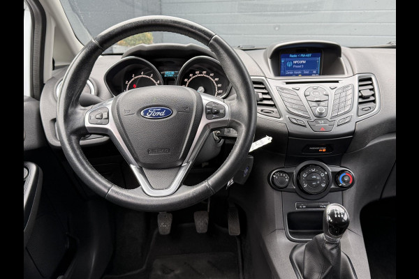 Ford Fiesta 1.0 Style Ultimate 2e Eigenaar,Navi,Airco,Cruise,80pk,5 Deurs,Lm velgen,N.A.P,Pdc V+A,Apk tot 05-2026