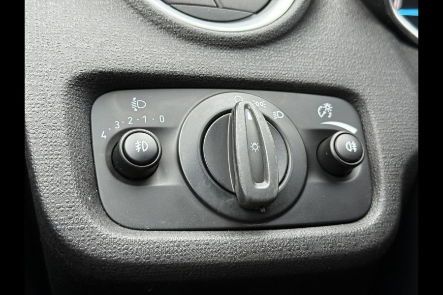 Ford Fiesta 1.0 Style Ultimate 2e Eigenaar,Navi,Airco,Cruise,80pk,5 Deurs,Lm velgen,N.A.P,Pdc V+A,Apk tot 05-2026