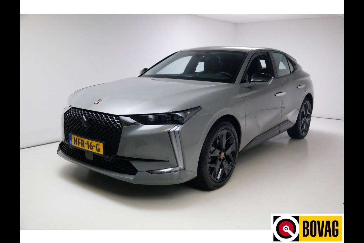 DS DS 4 1.2 Performance Black Line 130 PK | LMV 19" Zwart | Camera | App. connect Leder/Alcantara bekleding DS DS 4 1.2 Performance Black Line 130 PK | LMV 19" Zwart | Camera | App. connect Leder/Alcantara bekleding
