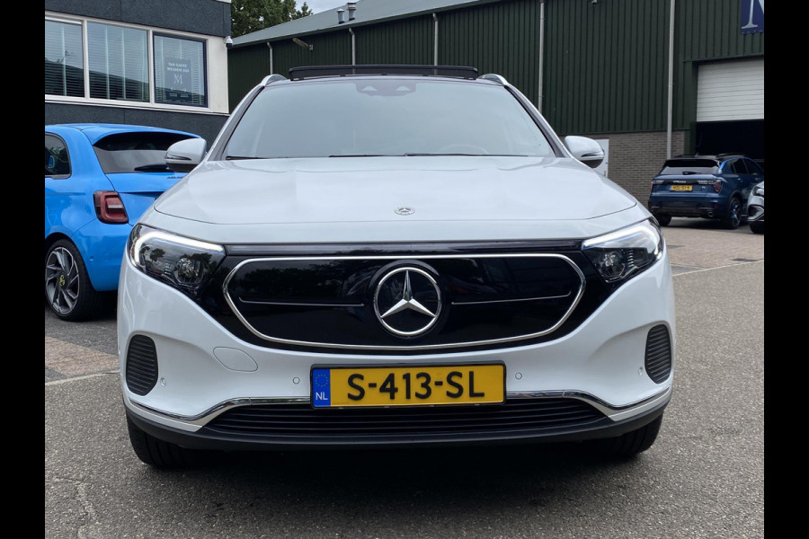 Mercedes-Benz EQA 250 Luxury Line 67 kWh VAN: 38.900,- VOOR 35.877,- UW HERFSTVOORDEEL: 3.023,- DEALER ONDERHOUDEN | AMBILIGHT | CAMERA | PANORAMADAK | RIJKLAARPRIJS INCL. 12MND BOVAG