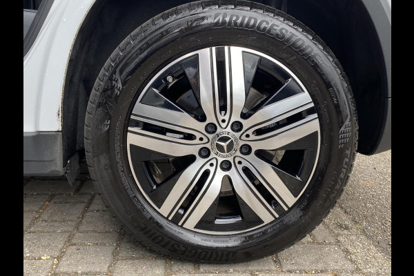 Mercedes-Benz EQA 250 Luxury Line 67 kWh VAN: 38.900,- VOOR 35.877,- UW HERFSTVOORDEEL: 3.023,- DEALER ONDERHOUDEN | AMBILIGHT | CAMERA | PANORAMADAK | RIJKLAARPRIJS INCL. 12MND BOVAG