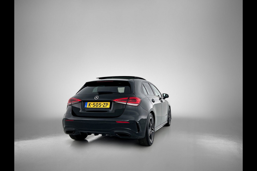 Mercedes-Benz A-Klasse 220 AMG Premium(BOM VOL, Pano, SfeerV, Burmester Audio, StoelV, Camera, Navi, PDC V+A, Etc) Mercedes-Benz A-Klasse 220 AMG Premium(BOM VOL, Pano, SfeerV, Burmester Audio, StoelV, Camera, Navi, PDC V+A, Etc)
