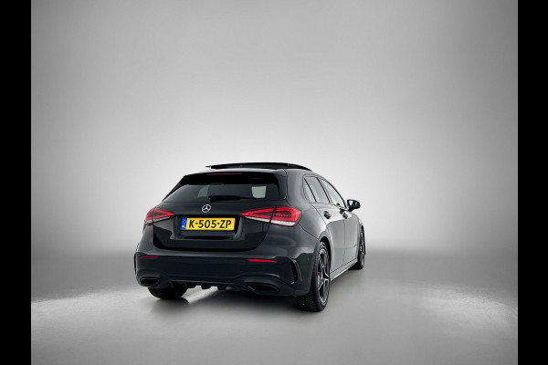 Mercedes-Benz A-Klasse 220 AMG Premium(BOM VOL, Pano, SfeerV, Burmester Audio, StoelV, Camera, Navi, PDC V+A, Etc) Mercedes-Benz A-Klasse 220 AMG Premium(BOM VOL, Pano, SfeerV, Burmester Audio, StoelV, Camera, Navi, PDC V+A, Etc)