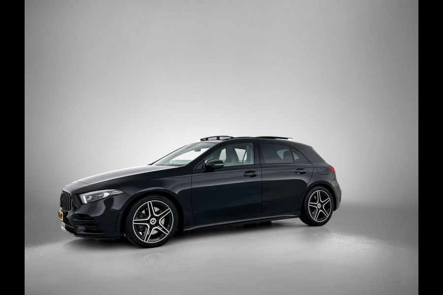 Mercedes-Benz A-Klasse 220 AMG Premium(BOM VOL, Pano, SfeerV, Burmester Audio, StoelV, Camera, Navi, PDC V+A, Etc) Mercedes-Benz A-Klasse 220 AMG Premium(BOM VOL, Pano, SfeerV, Burmester Audio, StoelV, Camera, Navi, PDC V+A, Etc)