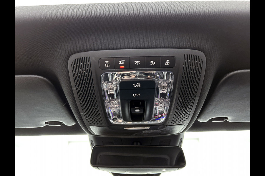 Mercedes-Benz A-Klasse 220 AMG Premium(BOM VOL, Pano, SfeerV, Burmester Audio, StoelV, Camera, Navi, PDC V+A, Etc) Mercedes-Benz A-Klasse 220 AMG Premium(BOM VOL, Pano, SfeerV, Burmester Audio, StoelV, Camera, Navi, PDC V+A, Etc)