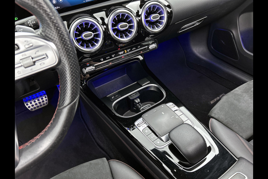 Mercedes-Benz A-Klasse 220 AMG Premium(BOM VOL, Pano, SfeerV, Burmester Audio, StoelV, Camera, Navi, PDC V+A, Etc) Mercedes-Benz A-Klasse 220 AMG Premium(BOM VOL, Pano, SfeerV, Burmester Audio, StoelV, Camera, Navi, PDC V+A, Etc)