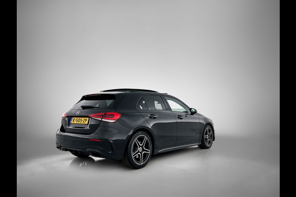 Mercedes-Benz A-Klasse 220 AMG Premium(BOM VOL, Pano, SfeerV, Burmester Audio, StoelV, Camera, Navi, PDC V+A, Etc) Mercedes-Benz A-Klasse 220 AMG Premium(BOM VOL, Pano, SfeerV, Burmester Audio, StoelV, Camera, Navi, PDC V+A, Etc)