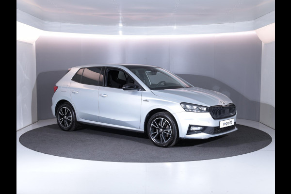 Škoda Fabia 1.0 TSI Monte Carlo 115 pk Automaat (DSG) | Verlengde garantie | Navigatie via App | Panoramadak | Parkeersensoren | Achteruitrijcamera | Stoelverwarming |