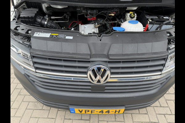 Volkswagen Transporter 2.0 TDI 110PK EURO6 L2H1 28 Cruise control/trekhaak/navi