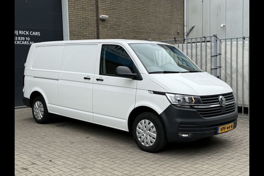 Volkswagen Transporter 2.0 TDI 110PK EURO6 L2H1 28 Cruise control/trekhaak/navi