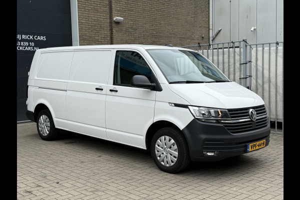 Volkswagen Transporter 2.0 TDI 110PK EURO6 L2H1 28 Cruise control/trekhaak/navi