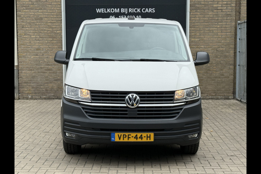 Volkswagen Transporter 2.0 TDI 110PK EURO6 L2H1 28 Cruise control/trekhaak/navi