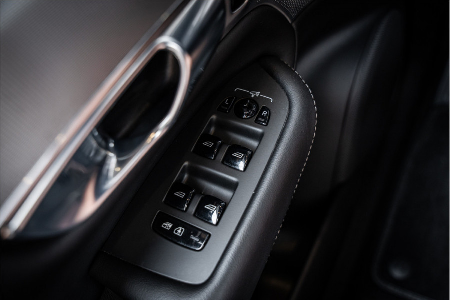 Volvo XC90 2.0 T8 Recharge AWD R-Design - Panorama | Luchtvering | B&W | Memory | Elek. Trekhaak | Stoelkoeling | Massage