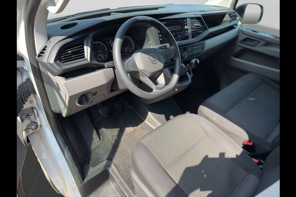 Volkswagen Transporter 2.0 TDI 110PK EURO6 L2H1 28 Cruise control/trekhaak/navi