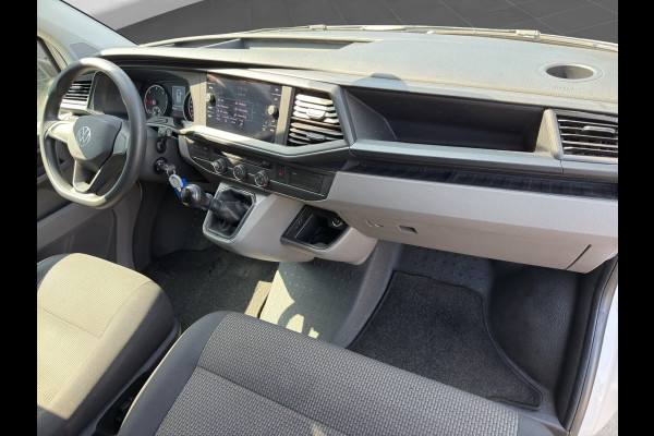 Volkswagen Transporter 2.0 TDI 110PK EURO6 L2H1 28 Cruise control/trekhaak/navi