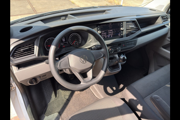 Volkswagen Transporter 2.0 TDI 110PK EURO6 L2H1 28 Cruise control/trekhaak/navi