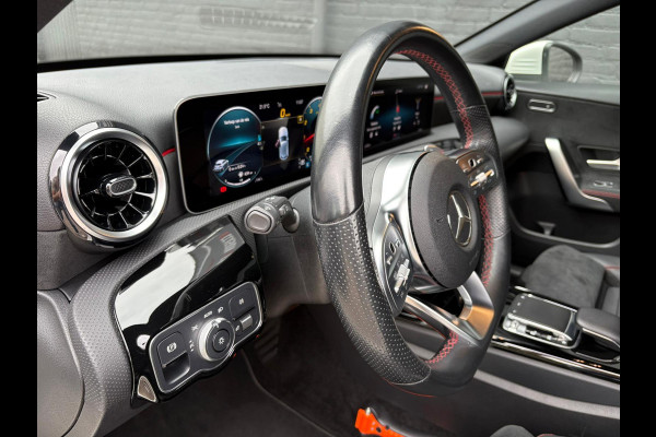 Mercedes-Benz A-Klasse 180 Business Solution AMG | SPORT | STOEL VERW | CARPLAY | MULTI STUUR | CAMERA | NWE APK