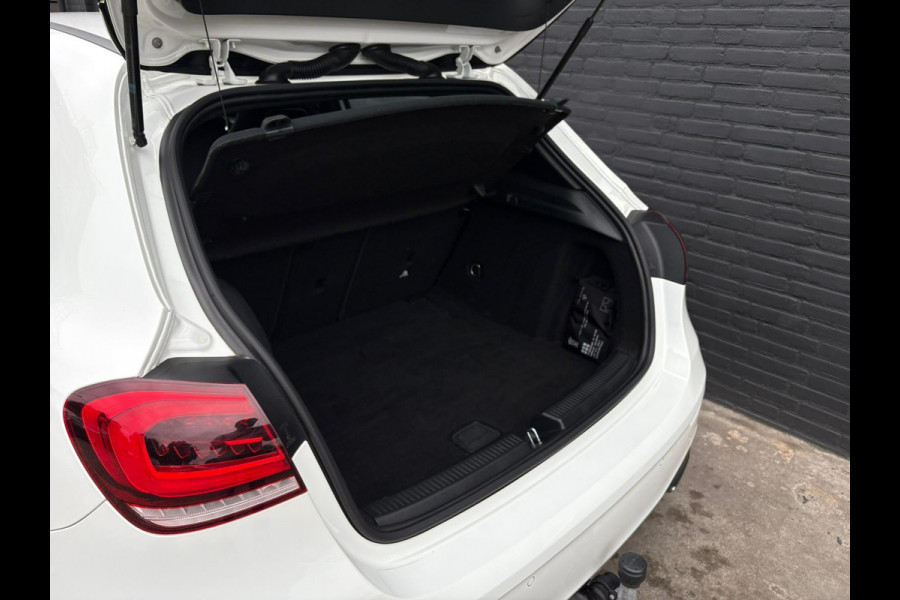 Mercedes-Benz A-Klasse 180 Business Solution AMG | SPORT | STOEL VERW | CARPLAY | MULTI STUUR | CAMERA | NWE APK
