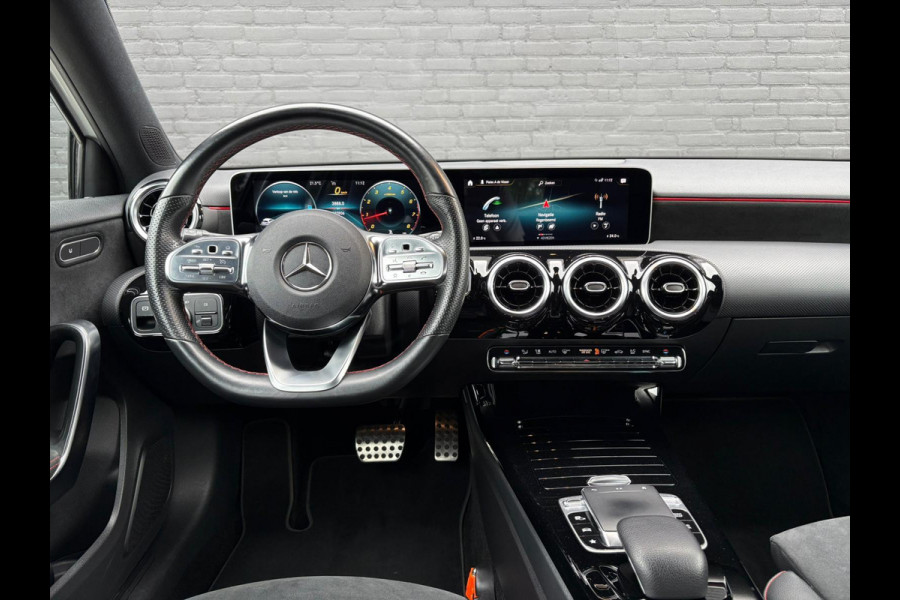 Mercedes-Benz A-Klasse 180 Business Solution AMG | SPORT | STOEL VERW | CARPLAY | MULTI STUUR | CAMERA | NWE APK