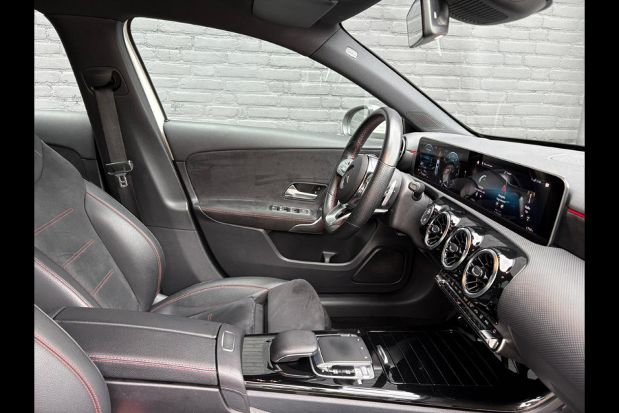 Mercedes-Benz A-Klasse 180 Business Solution AMG | SPORT | STOEL VERW | CARPLAY | MULTI STUUR | CAMERA | NWE APK