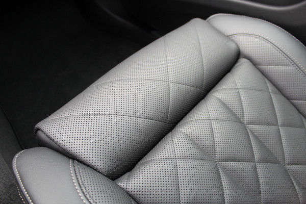 BMW X5 xDrive50e M-Sport | Panoramadak | H&K | Trekhaak | Luchtvering | Iconic Glow | Comfortstoelen |