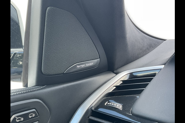 BMW X6 M50D High Executive M-Sport HUD Trekhaak Harman/Kardon Laser-Led 360Cam 32940KM!