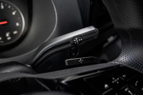 Mercedes-Benz Sprinter 317 CDI | L3H2 | Automaat met Flippers | MBUX | Camera | Climate | Cruise | PDC | Euro 6 Mercedes-Benz Sprinter 317 CDI | L3H2 | Automaat met Flippers | MBUX | Camera | Climate | Cruise | PDC | Euro 6