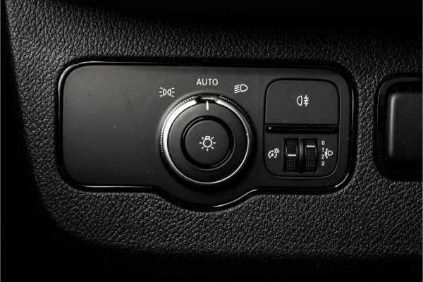 Mercedes-Benz Sprinter 317 CDI | L3H2 | Automaat met Flippers | MBUX | Camera | Climate | Cruise | PDC | Euro 6 Mercedes-Benz Sprinter 317 CDI | L3H2 | Automaat met Flippers | MBUX | Camera | Climate | Cruise | PDC | Euro 6